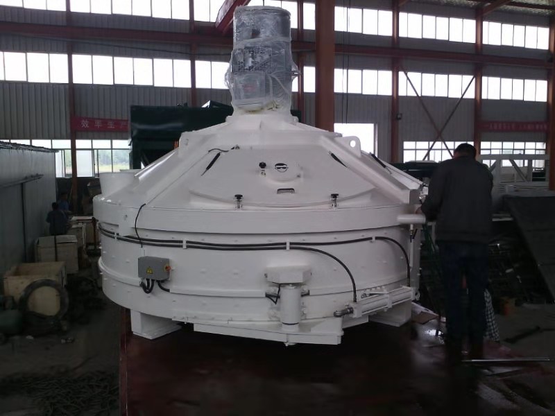 强制性混凝土搅拌机